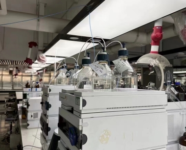 化学室危险源-试剂瓶安全盖的防护作用