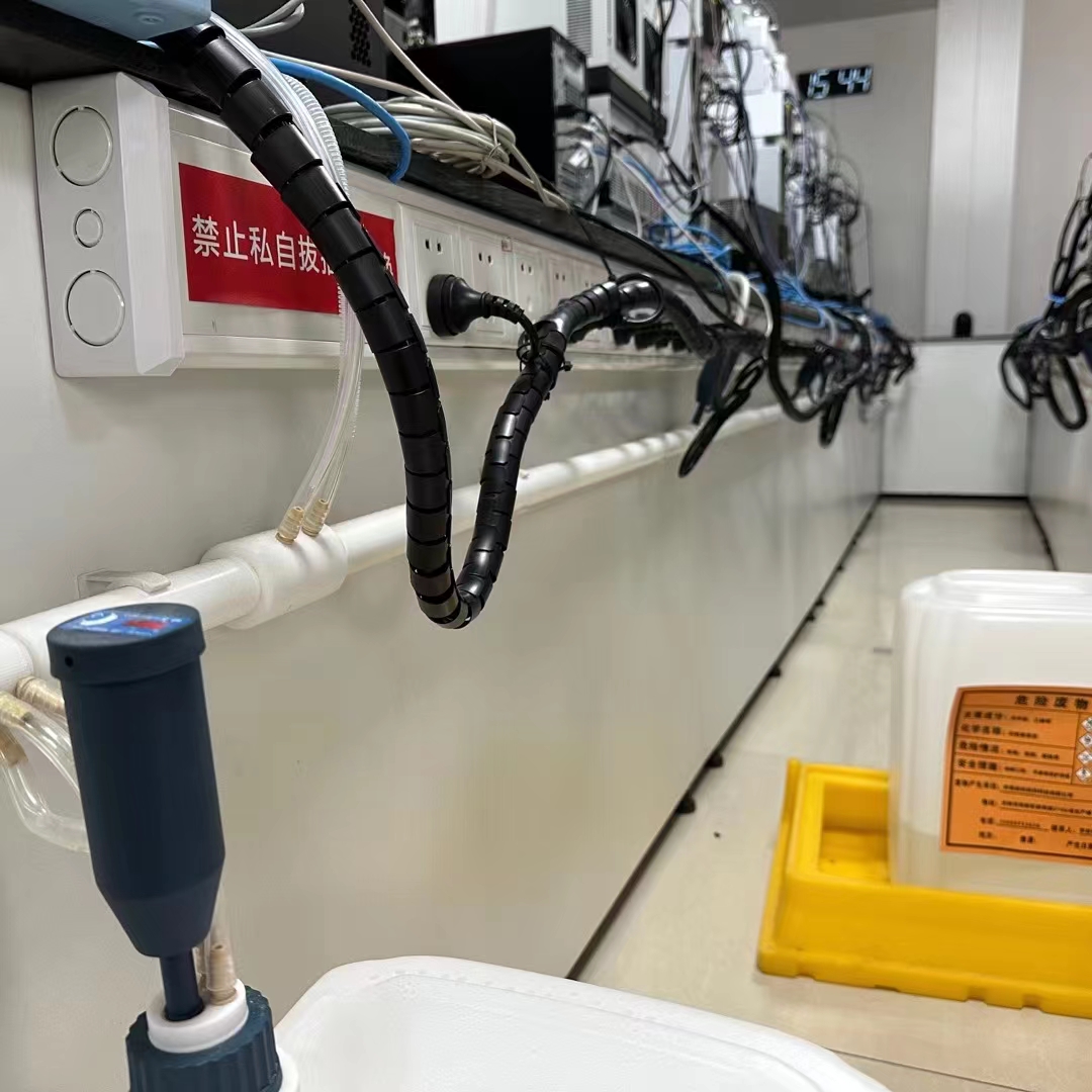 收集实验室废液的正确方式